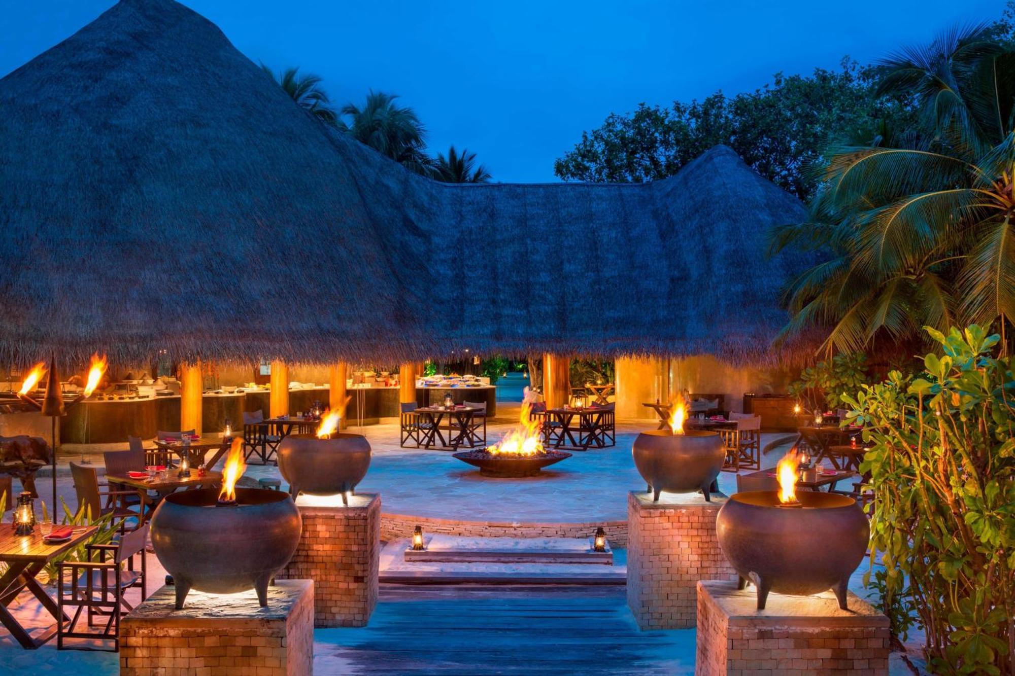 Отель W Maldives Fesdu Island Экстерьер фото