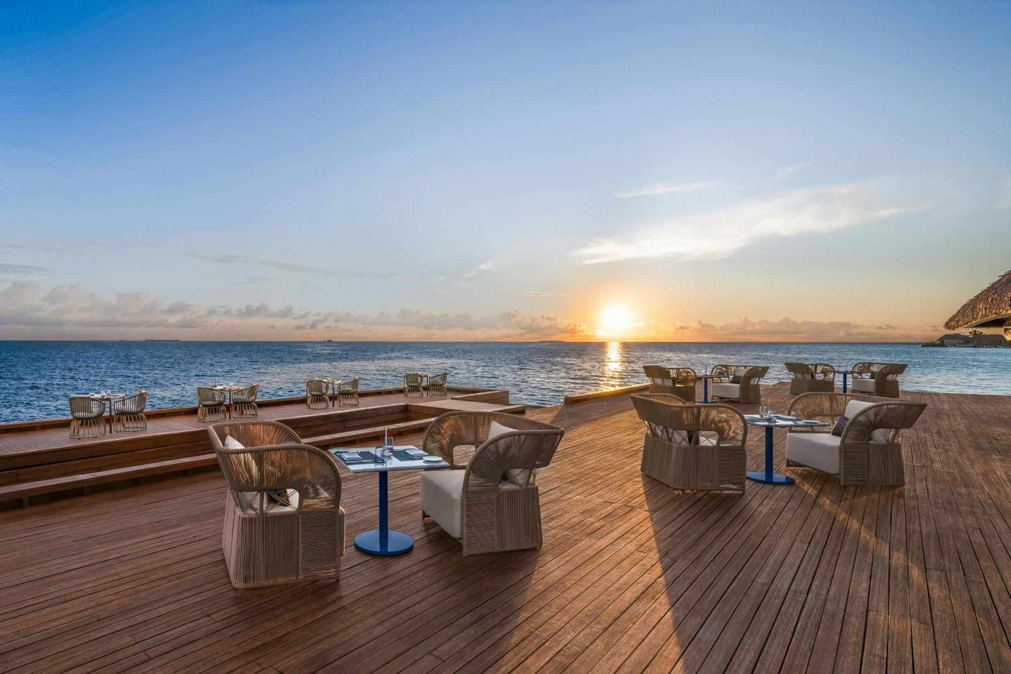 Отель W Maldives Fesdu Island Экстерьер фото