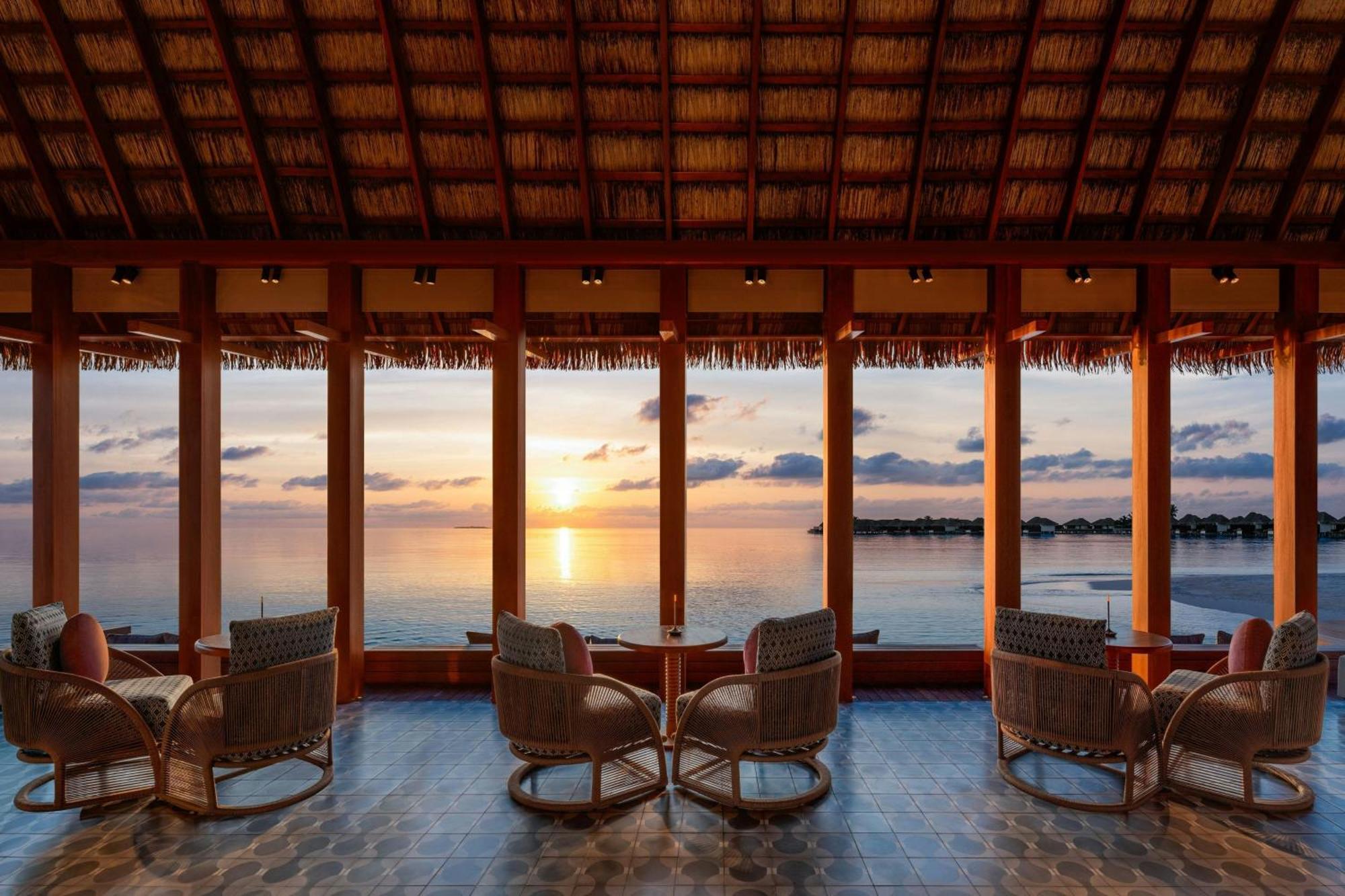 Отель W Maldives Fesdu Island Экстерьер фото